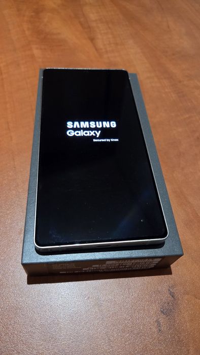 Samsung Galaxy S25 Ultra  512 GN excelente estado