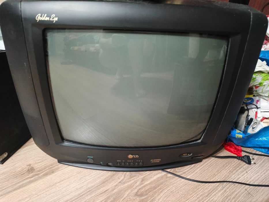Телевізор LG робочий.
