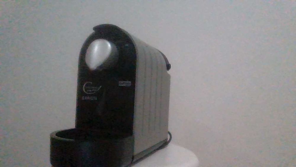 Máquina de café  domestica   como  nova