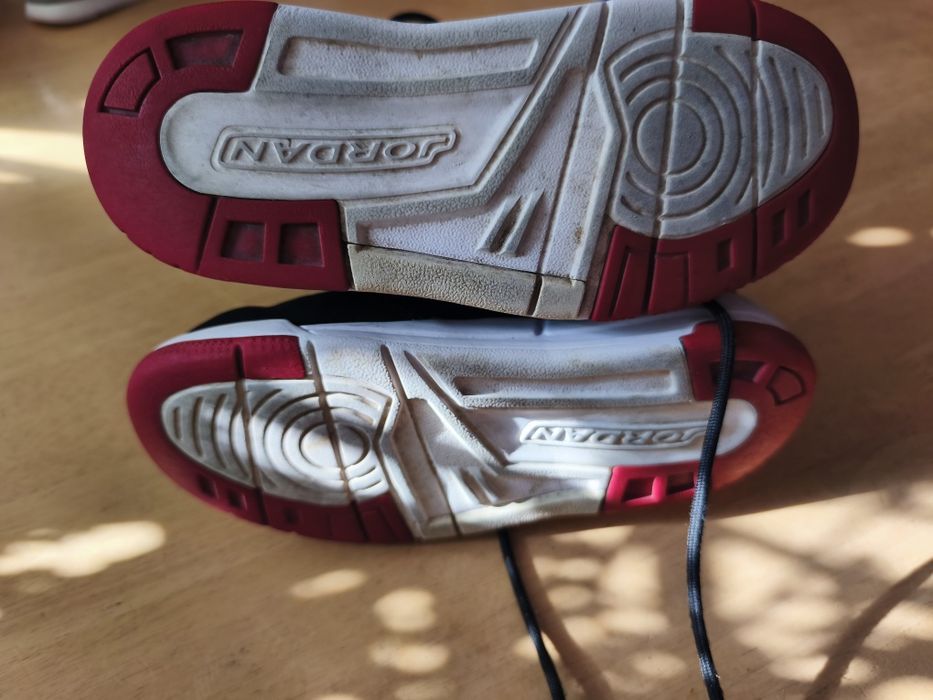 Buty Jordan chłopięce