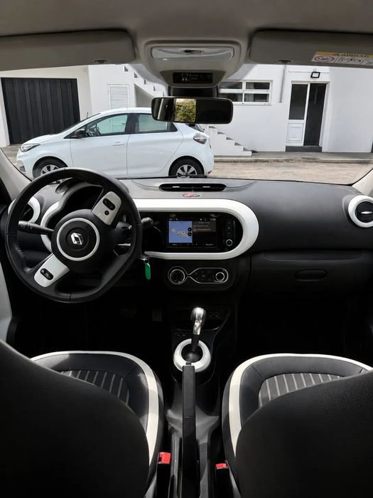 Renault Twingo E-Tech. 22 Techno