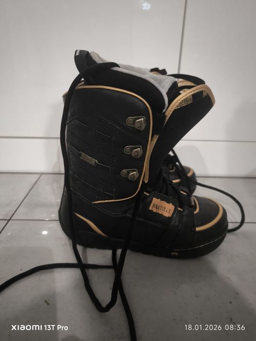 Buty snowboardowe