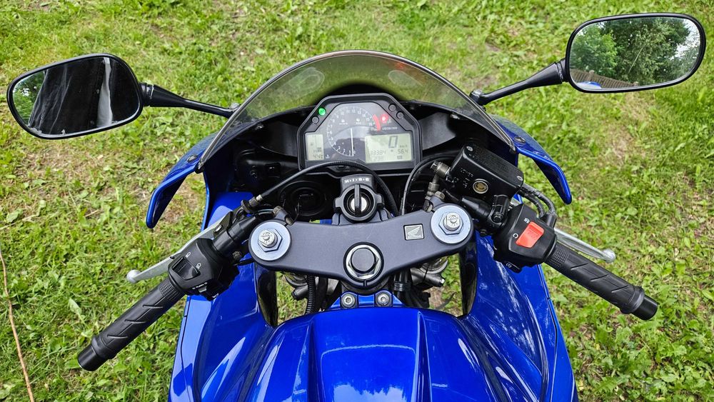 Honda CBR 600RR PC37