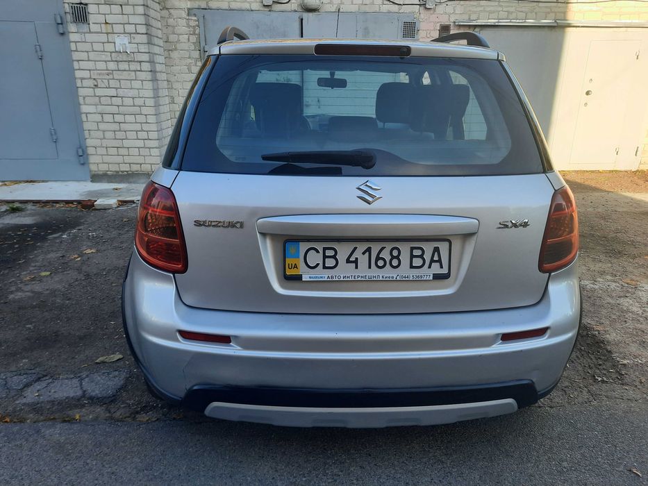 Продам автомобіль Suzuki SX-4