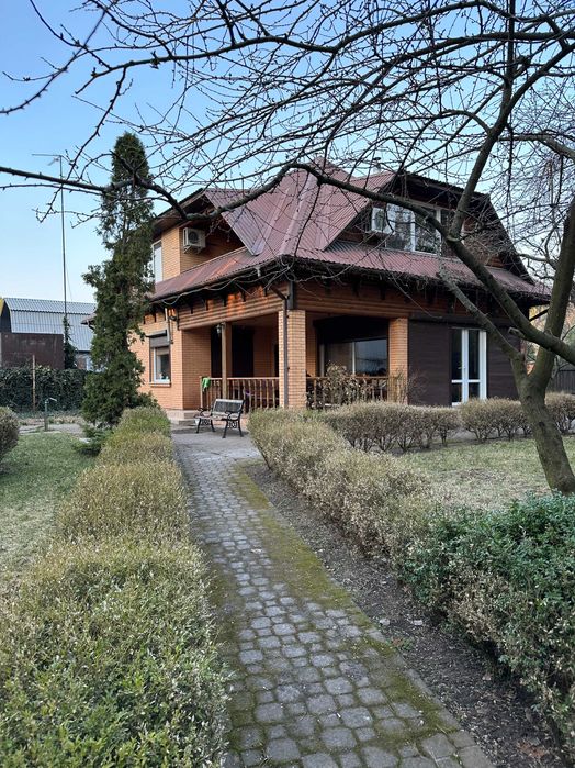 Будинок 180м, баня31м, 2 басейни,12соток, Переяслав, берег Дніпра, ліс