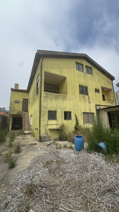 Prédio para reabilitação Madalena - Projeto 6 frações