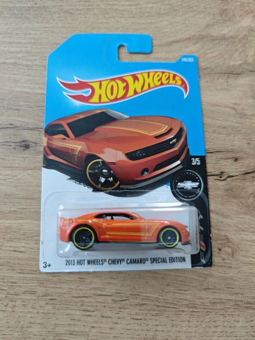 Hot wheels 2013 Chevy Camaro special edition Camaro fifty 3/5 2015