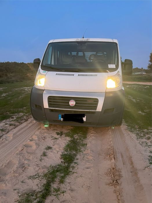 - 7 Lugares.-  Fiat Ducato Maxi 3.0 d  180 Multijet Apenas 168000 kms)