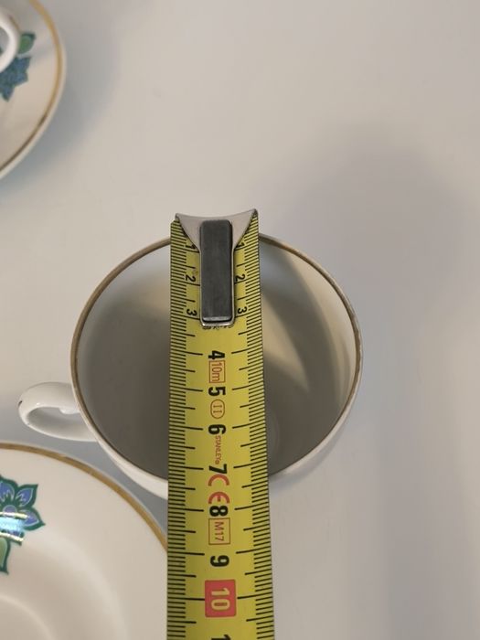 Filiżanki spodki Włocławek PRL porcelana