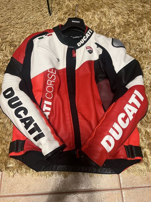 Vendo casaco ducati imaculado