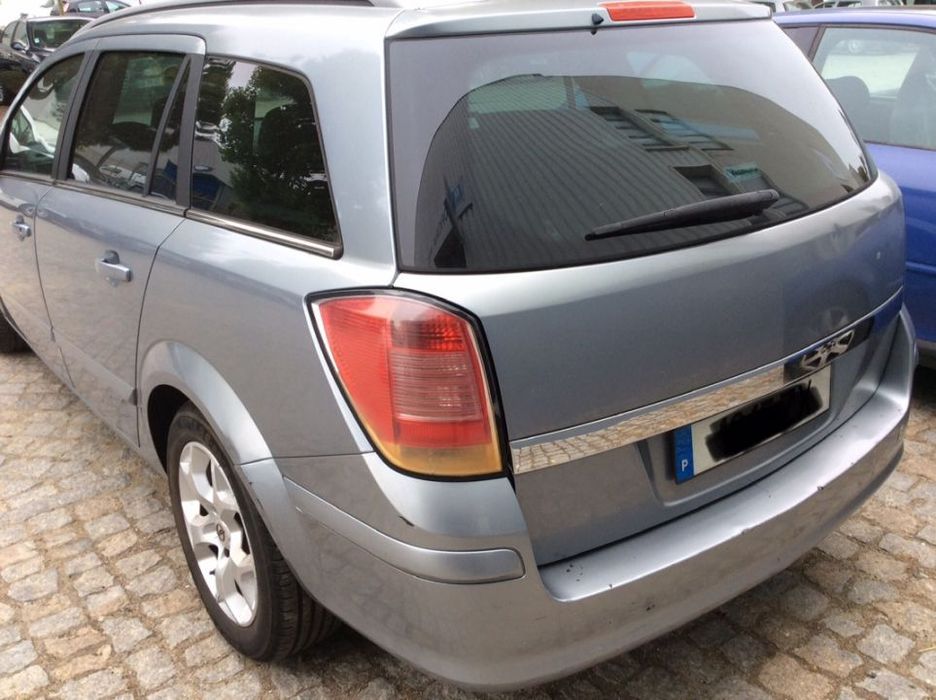 Opel Astra H 1.4i para peças