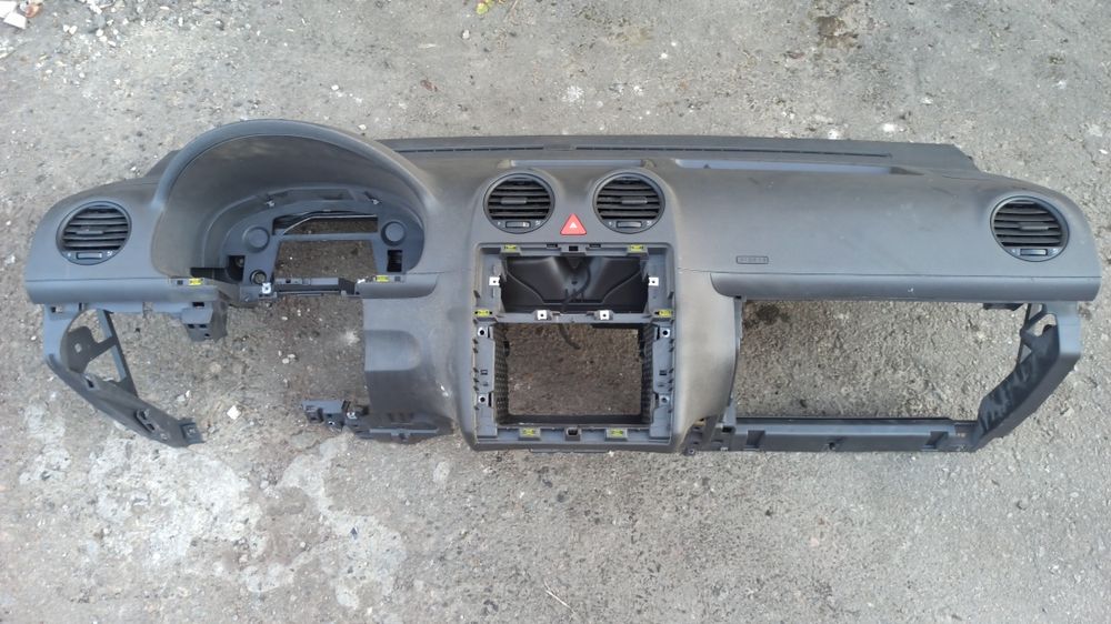 Торпеда панель приладів VW Caddy 3 подушки безпеки торпедо