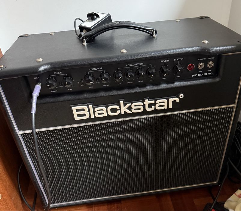 Amplificador a válvulas blackstar Ht 40 com footswitch
