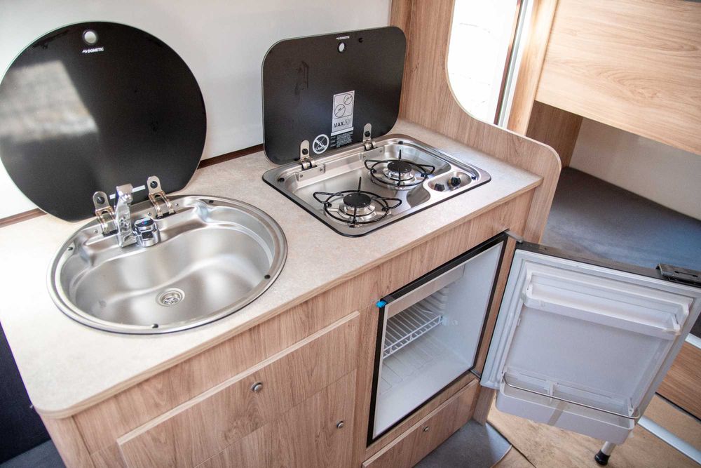 ***Wynajem przyczepy kempingowej Niewiadów N-CROSS (4 os.) (Kat.B) ***