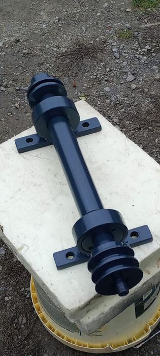 Wałek do piły tarczowej, zwanej również cyrkularką lub krajzegą.