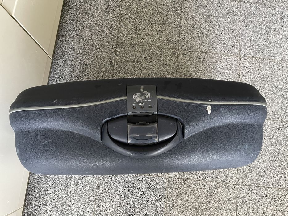 Mala viagem de porao American Tourister