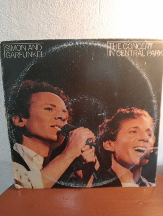 Vinil Bossa Collins Bacharach Pavarotti Marceneiro Stones Garfunkel