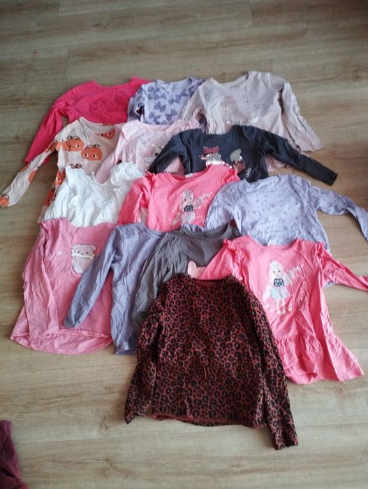 Paka ubrań dla dziewczynki 122-128