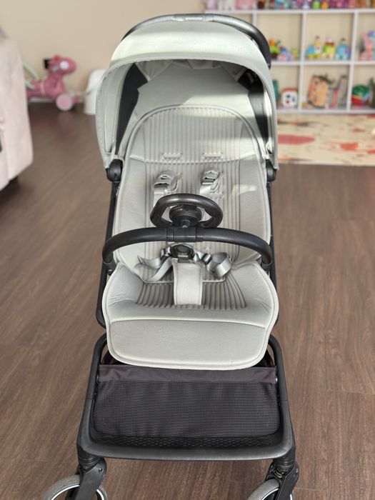 Прогулянкова коляска Easywalker Rockey M  (Fresh Green)