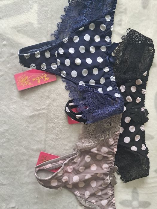 Stringi damskie rozm s