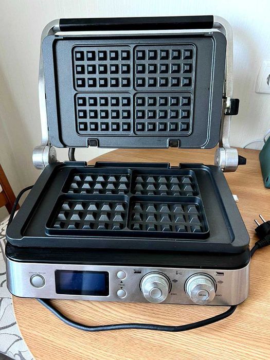 Гриль-вафельница DeLonghi CGH 1030D, гриль