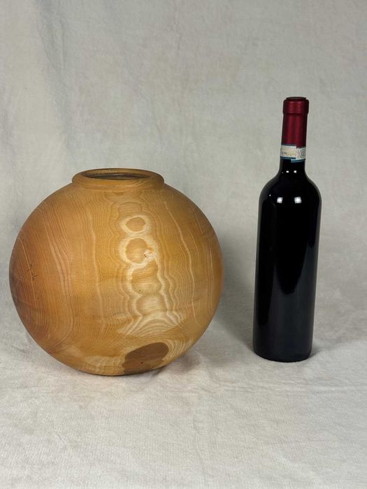 Vaso artesanal em madeira 23 cm (Novo)