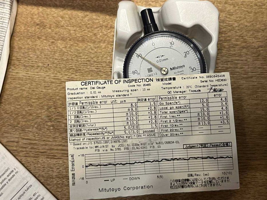 Mitutoyo 2046 S. Індикатор годинникового типу. 0,01мм.