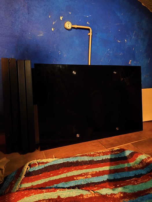 Mesa  jantar preta em vidro