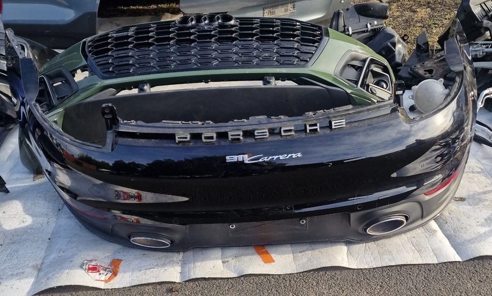 Porsche carrera 911 992 бампер задній