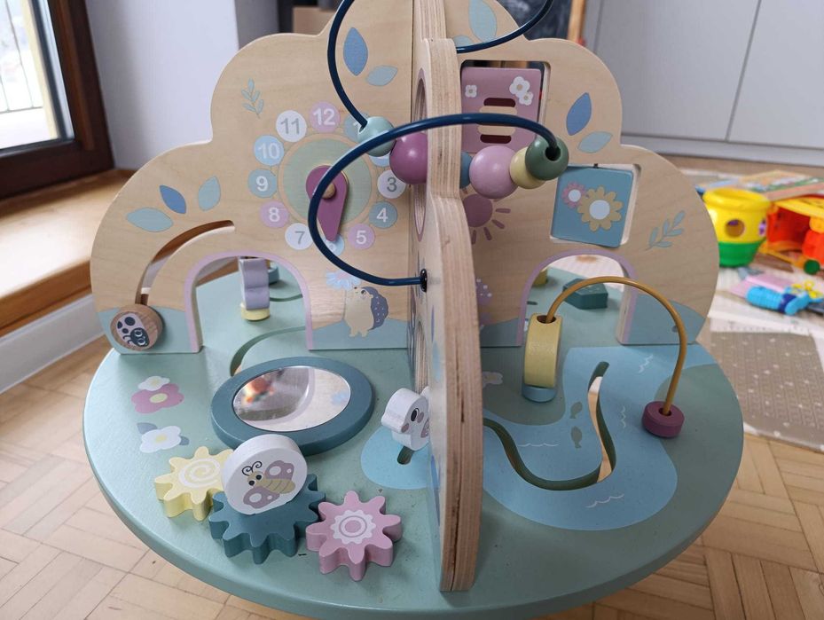 Drewniany stolik edukacyjny drzewko Mamabrum