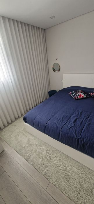 Quarto com cama 2mx2m