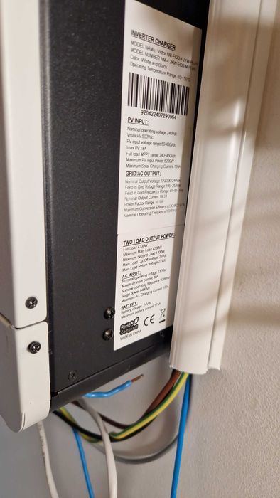 Inversor paineis solares EFICORE 5200Watt como novo