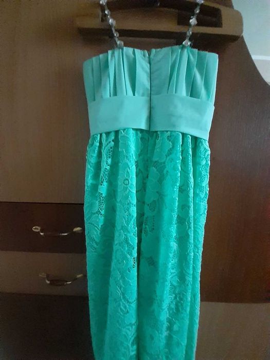 Святкова сукня на 5-6 рокіа