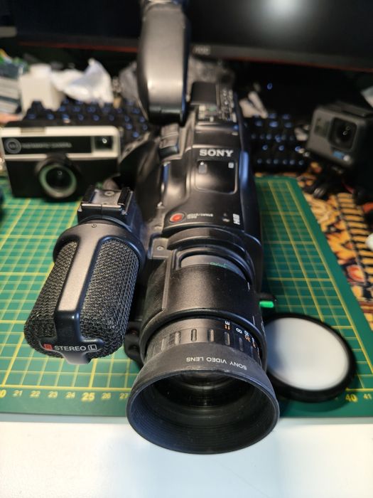 Kamera Sony Handycam Video Hi8