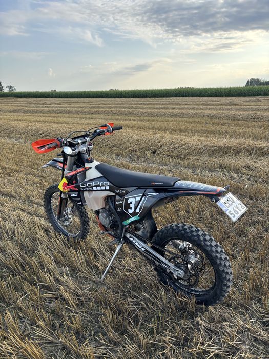 KTM