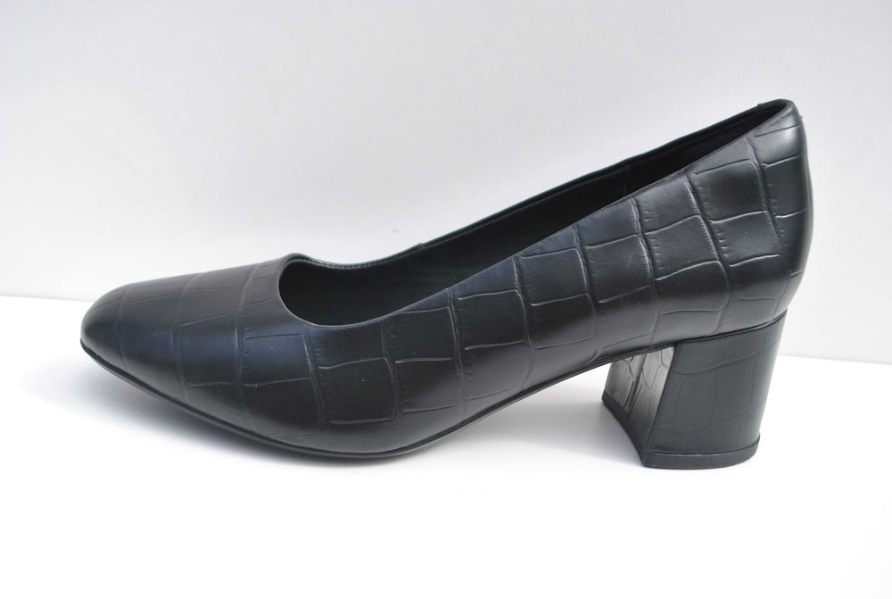 Czółenka buty na obcasie Clarks