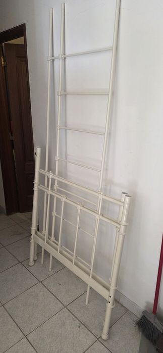 Cama de solteiro