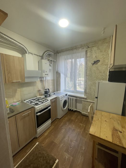 Здаю квартиру 1кімн Подобово.Центр  міста до вокзалу 7хв