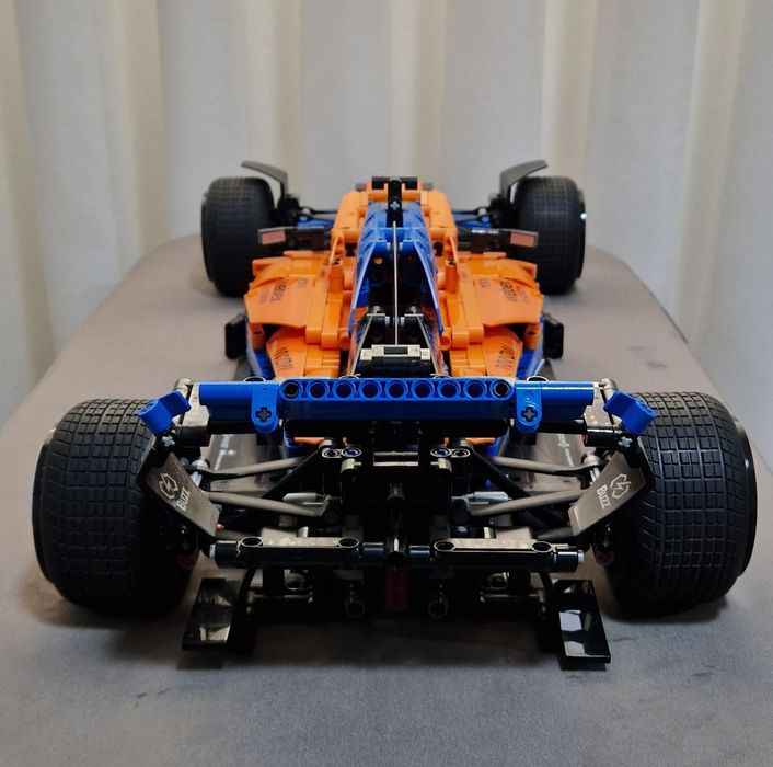 LEGO TECHNIC 42141 "McLaren Formula 1 Team 2022 Race Car"