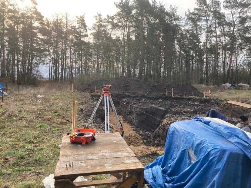 Działka z fundamentami Plęsy