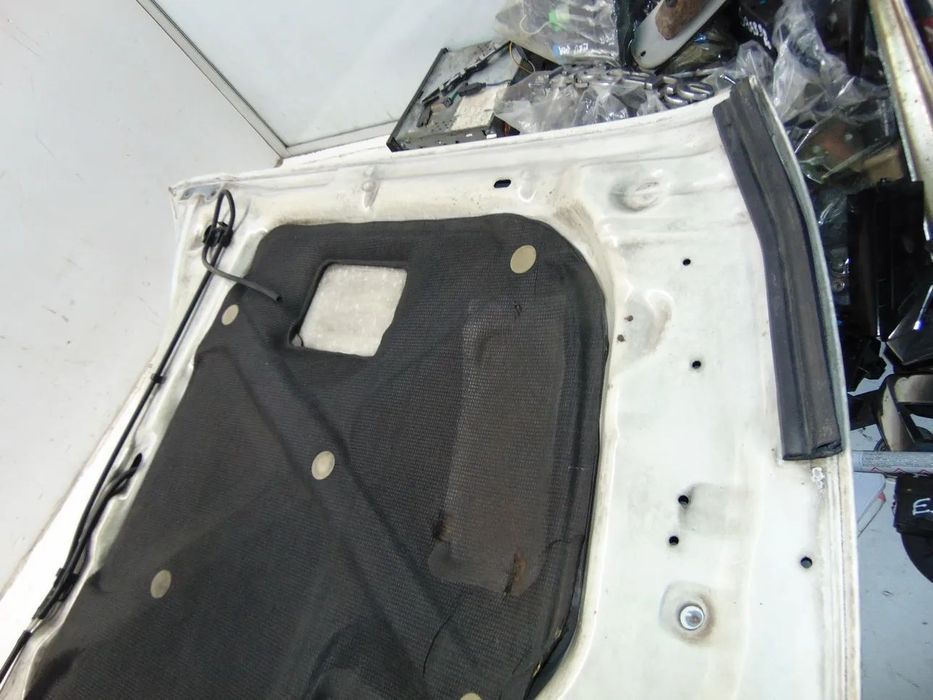 Mitsubishi Space Runner capot " usado em bom estado