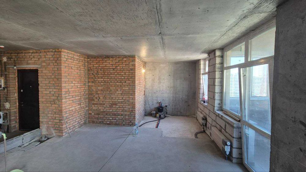 Продаж!!! 3 кімнатна квартира ЖК Варшавський 2