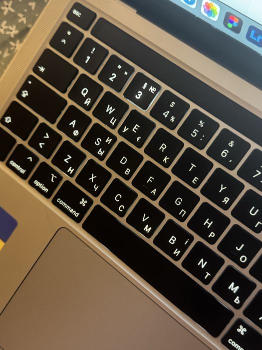 MacBook Pro 13’ 2020 intel core i5