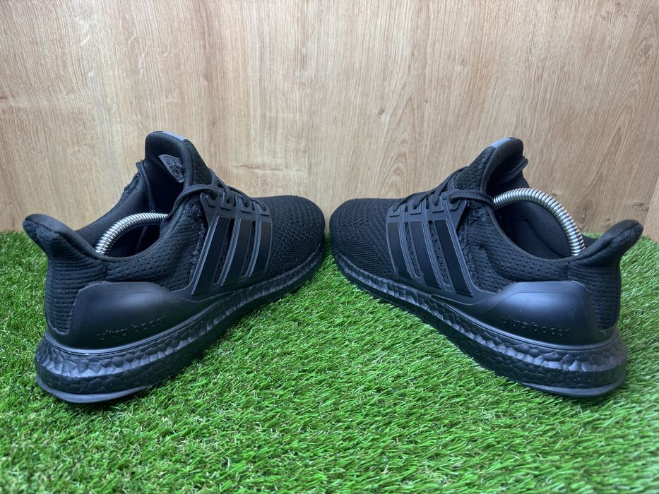 Adidas Ultraboost 1.0 розмір 42