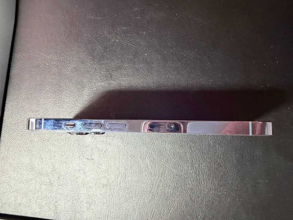 iPhone 13 pro górski błękit