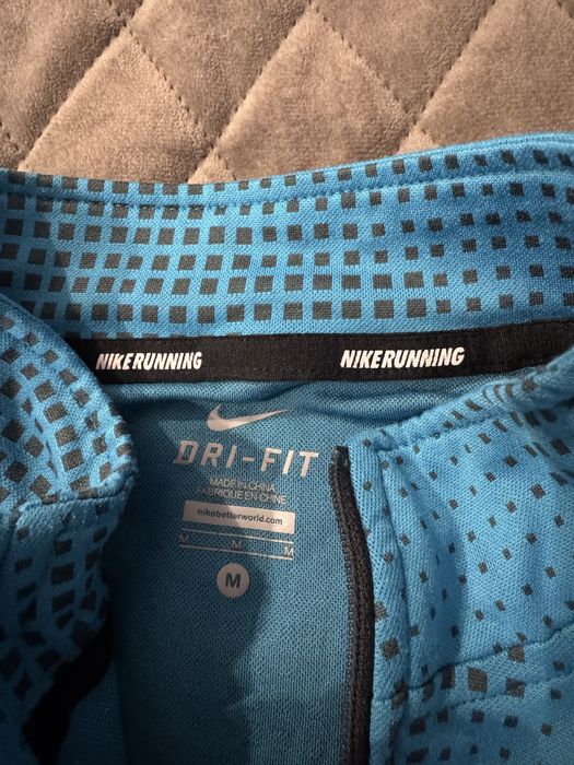 Лонгслив nike  M