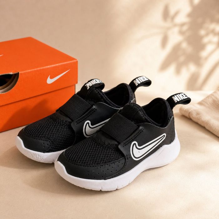 Buty dziecięce Nike Flex Runner 3, rozmiar 25 (вkładка 14 cm), stan idealny