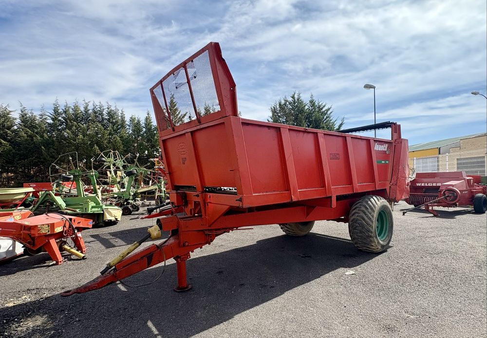 reboque distribuidor de estrume