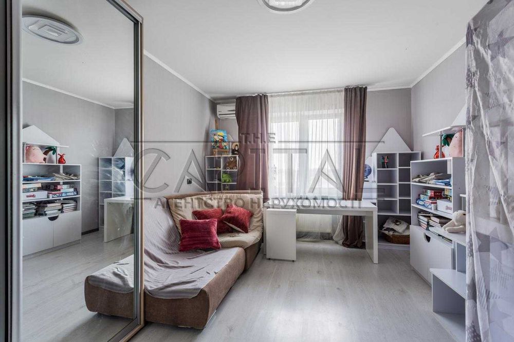 Продаж квартири, ЖК Крістер Град, вул. Сергія Данченка