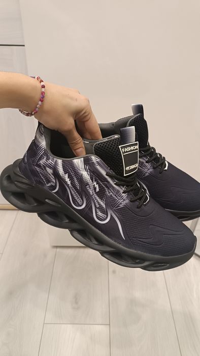 Nowe buty r.42 długość wkładki 26.5